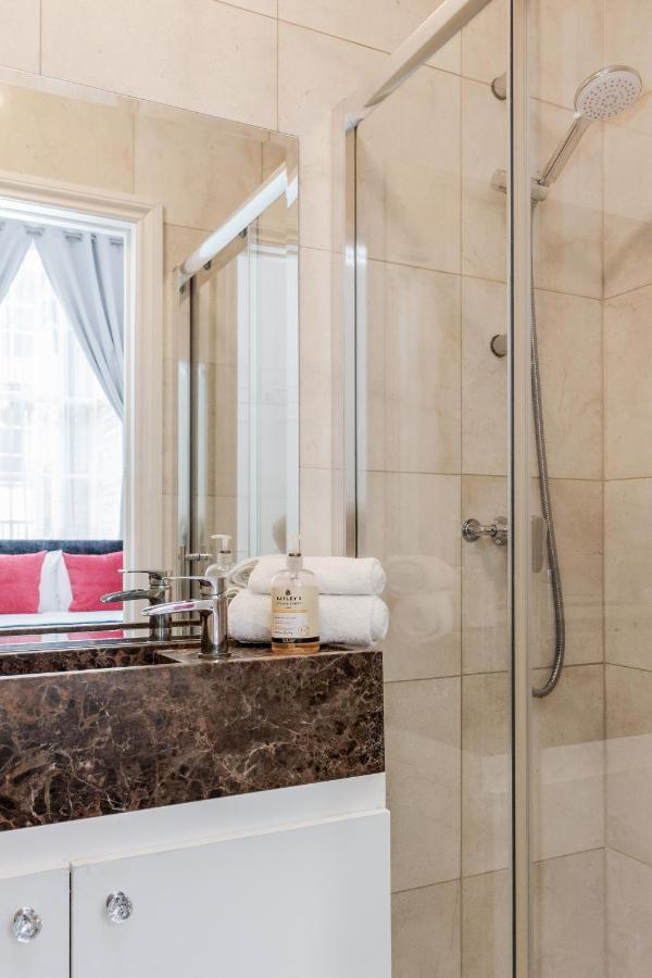 Oxford Street 2 Bed Apartment Londra Esterno foto